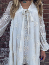 Load image into Gallery viewer, Floral Long Sleeve Dress