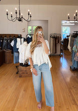 Load image into Gallery viewer, Flutter Sleeve Blouse