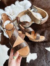 Load image into Gallery viewer, Tooled Heels