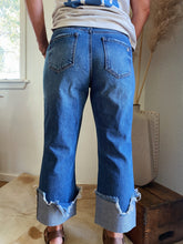 Load image into Gallery viewer, Cuffed Detail Jeans