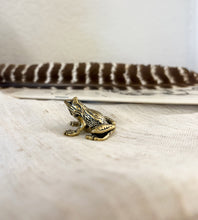 Load image into Gallery viewer, Brass Figurines