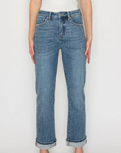 Load image into Gallery viewer, Slim Straight Leg Jeans