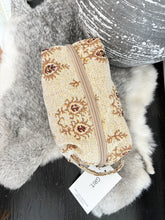 Load image into Gallery viewer, The Pluma Makeup Bag