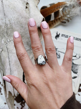 Load image into Gallery viewer, White Buffalo Stamped Cigar Band Ring - Native Made