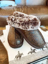 Load image into Gallery viewer, Tooled Fur Lined Slippers