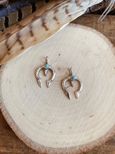 Load image into Gallery viewer, Mini Naja Pendant - NtvMde