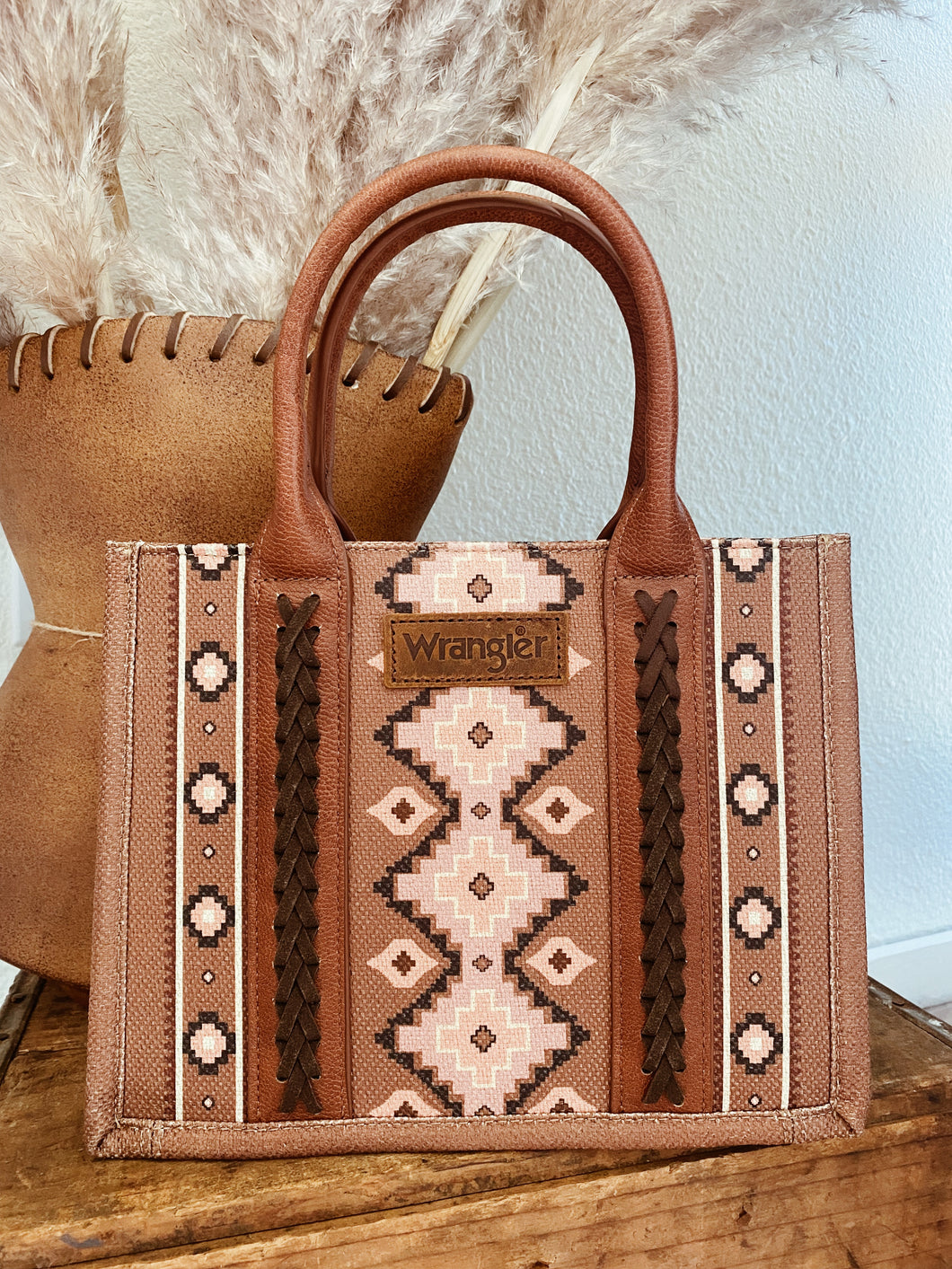 Chocolate Aztec Wrangler Purse H024