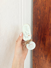 Load image into Gallery viewer, Bath Pops - Peppermint + Fennel