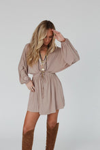 Load image into Gallery viewer, Long Sleeve Dress B030