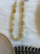 Load image into Gallery viewer, Chunky Beaded Necklace