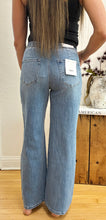 Load image into Gallery viewer, Elastic Waistband Jeans