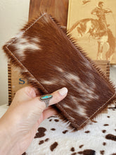 Load image into Gallery viewer, Cowhide Wallet H031