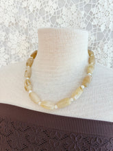 Load image into Gallery viewer, Chunky Beaded Necklace