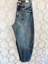 Load image into Gallery viewer, High Rise Relaxed Barrel Jeans