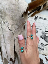 Load image into Gallery viewer, Adjustable Twist Turquoise Ring