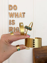 Load image into Gallery viewer, Pearl + Brass Handmade Cuff
