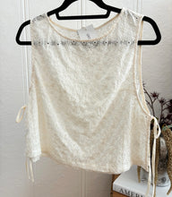 Load image into Gallery viewer, Eyelet Tie Top