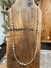 Load image into Gallery viewer, Silver Beaded Necklace