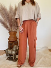 Load image into Gallery viewer, Terracotta Linen Cargo Pants