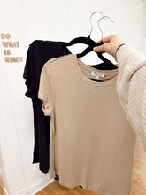 Load image into Gallery viewer, Essentials Tee - Black