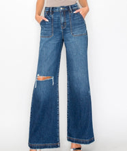Load image into Gallery viewer, High Rise Darkwash Jeans