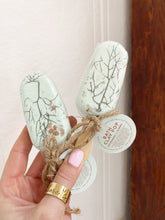 Load image into Gallery viewer, Bath Pops - Peppermint + Fennel