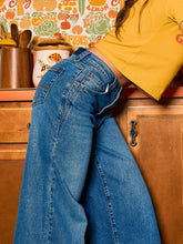 Load image into Gallery viewer, Mid Rise Palazzo Jeans