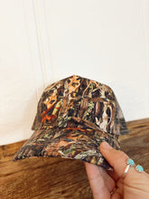 Load image into Gallery viewer, Camo Hat