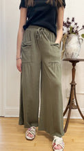 Load image into Gallery viewer, Olive Wide Leg Pants