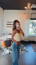 Load image into Gallery viewer, Textured Lined Cami - Pale Yellow
