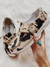Load image into Gallery viewer, Cowprint Shoes