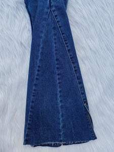 Mid Rise Boot Cut Slit Detail Jeans