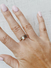 Load image into Gallery viewer, Opal Floral Ring TC
