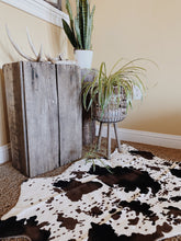 Load image into Gallery viewer, Faux Calf Hide Rug