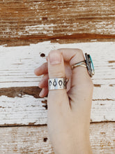 Load image into Gallery viewer, Arrowhead Aluminum Ring