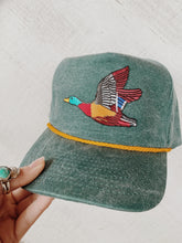 Load image into Gallery viewer, Vintage Style Green Head Hat